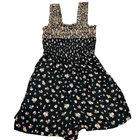 American Eagle Black Floral Romper XS | Smocked Waist Short Summer One Piece - Picture 1 of 7